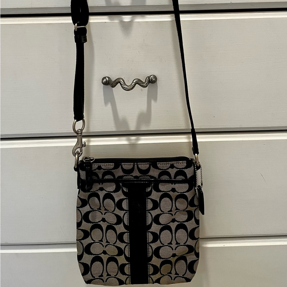 COACH CROSSBODY BLACK & GRAY